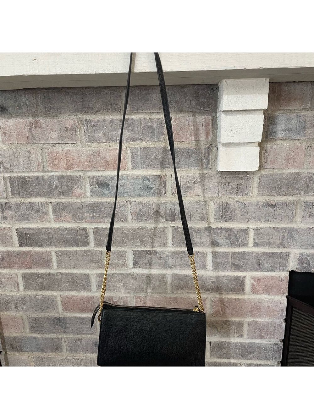 Tory Burch Black Crossbody Bag with Gold Logo - Picture 4 of 14